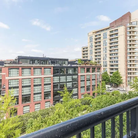 2Br Comfort Apartment In Prime Location